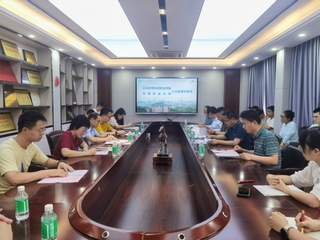 江苏农牧科技职业学院来校人力资源对接会在bat365官网登录举办